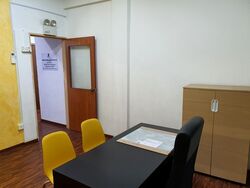 Flanders Square (D8), Office #620033831